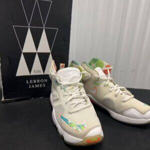 Nike LeBron James 13 XIII GS Easter Air-Sole Shoes Youth Size 5 with Box